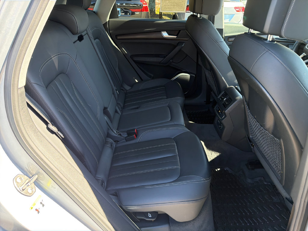 Used 2021 Audi Q5 2.0T Premium Plus w/ Premium Plus Package AWD/4WD image 15