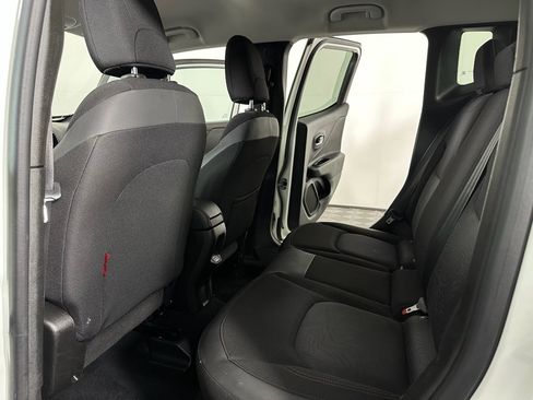 Used 2023 Jeep Renegade Trailhawk image 24