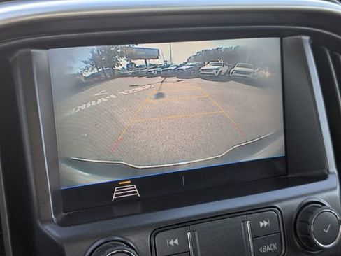 Used 2022 Chevrolet Colorado LT w/ Fleet Safety Package image 26