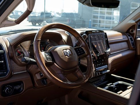 Used 2019 RAM 2500 Limited image 17