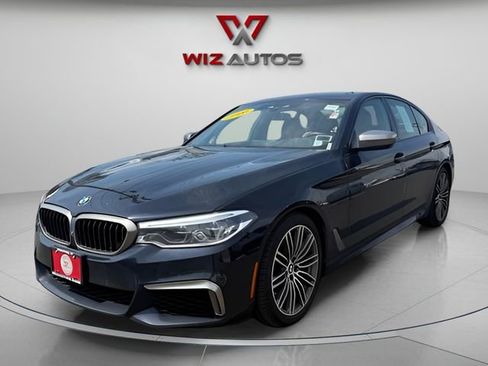 Used 2020 BMW M550i xDrive w/ Dynamic Handling Package image 1