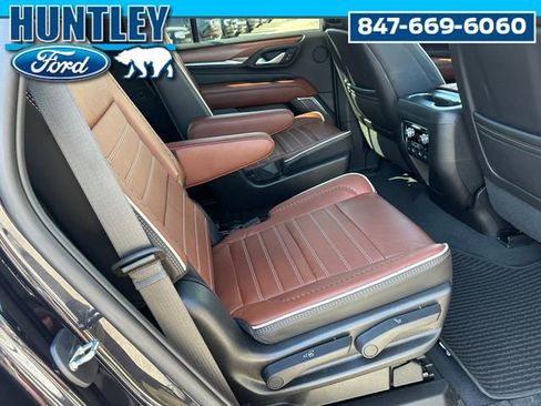 Used 2023 GMC Yukon Denali Ultimate image 10