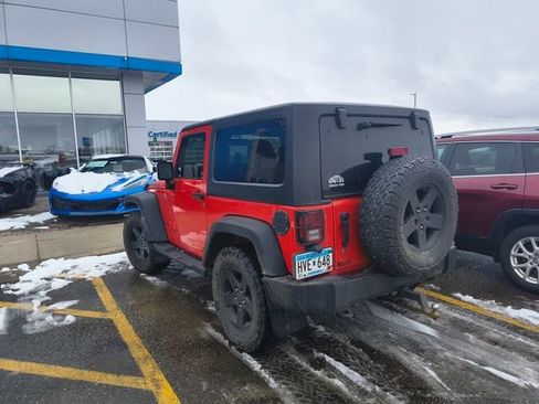 Used 2017 Jeep Wrangler Sport image 6