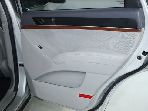 Used 2011 Hyundai Veracruz GLS image 26