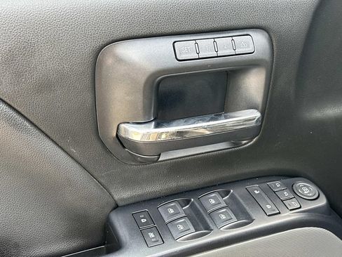 Used 2018 Chevrolet Silverado 2500 LTZ w/ Vortec Plus Package AWD/4WD image 14