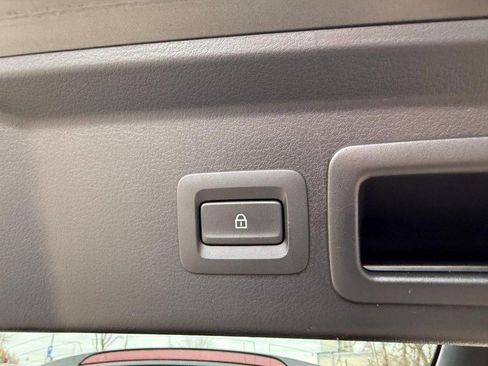 Used 2024 MAZDA CX-30 AWD 2.5 S w/ Select Sport Pkg image 14