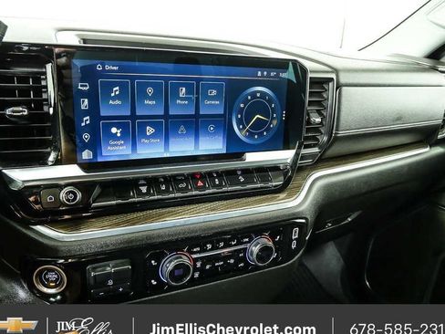 Used 2024 Chevrolet Silverado 2500 LT AWD/4WD image 12