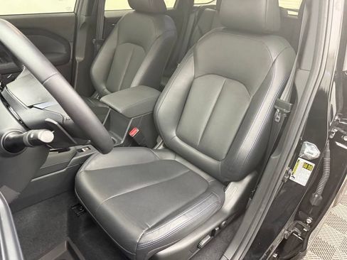 Used 2025 Subaru Forester Limited w/ Popular Package AWD/4WD image 24