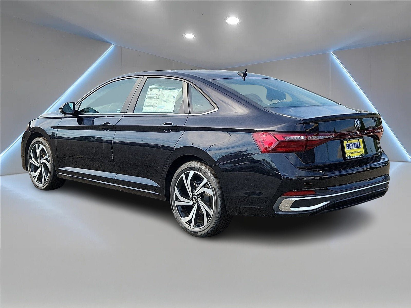 New 2027 Volkswagen Jetta SEL FWD image 4