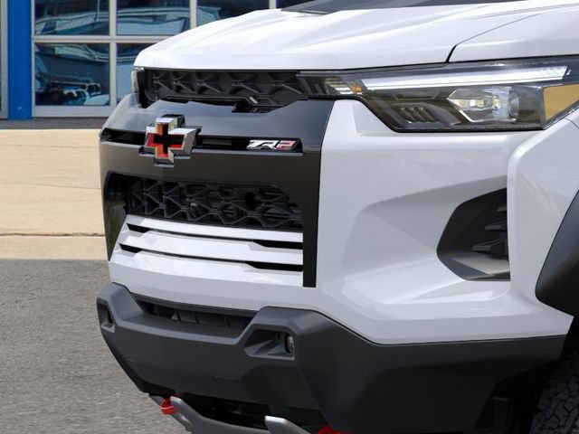 New 2026 Chevrolet Colorado ZR2 w/ Technology Package AWD/4WD image 16