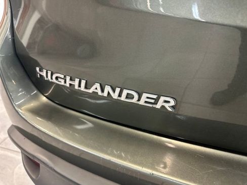 Used 2016 Toyota Highlander XLE AWD/4WD image 8