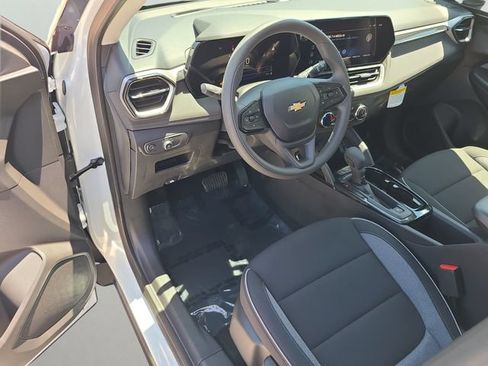 New 2026 Chevrolet TrailBlazer LS FWD image 18