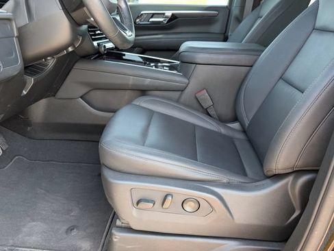 Certified 2026 Chevrolet Tahoe Z71 w/ Comfort Package AWD/4WD image 17
