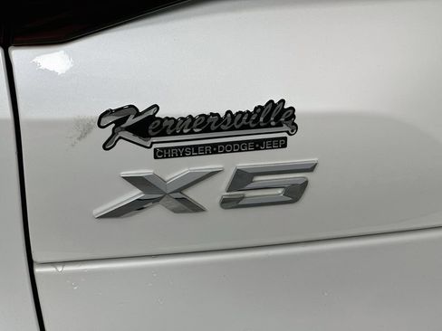 Used 2022 BMW X5 sDrive40i w/ Premium Package RWD image 29
