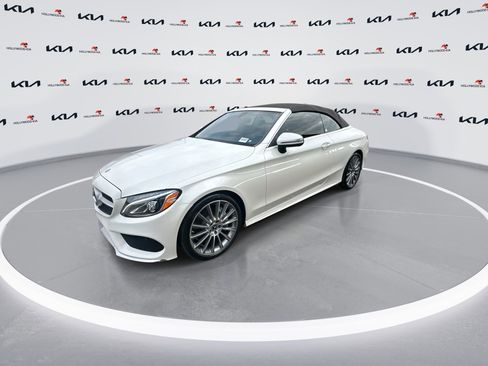 Used 2017 Mercedes-Benz C 300 Cabriolet image 4