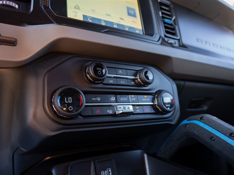 Used 2021 Ford Bronco Black Diamond AWD/4WD image 33