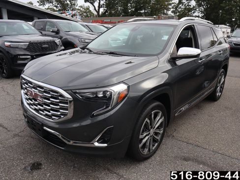 Used 2020 GMC Terrain Denali image 8