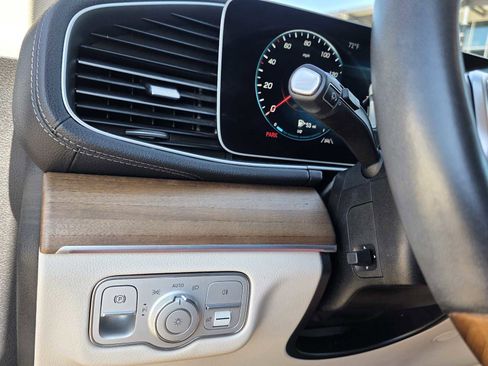 Used 2022 Mercedes-Benz GLS 450 4MATIC image 21