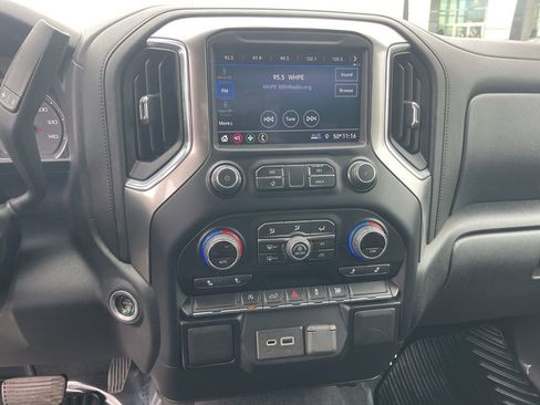 Used 2019 Chevrolet Silverado 1500 RST w/ All-Star Edition image 22