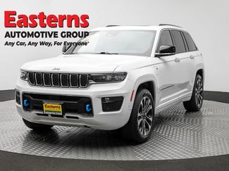 Used 2022 Jeep Grand Cherokee Overland AWD/4WD video 1
