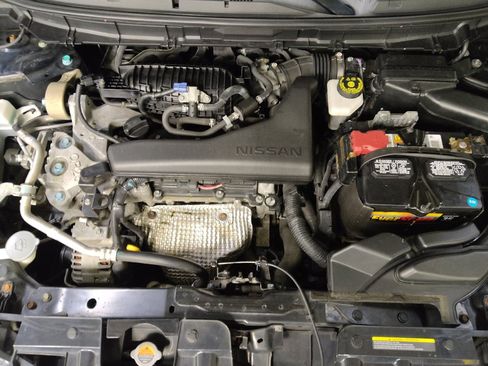 Used 2019 Nissan Rogue S FWD image 30