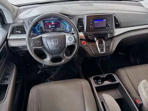 Used 2019 Honda Odyssey LX image 17