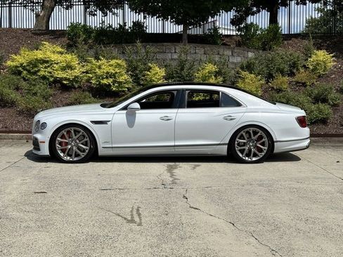 New 2024 Bentley Flying Spur W12 image 12