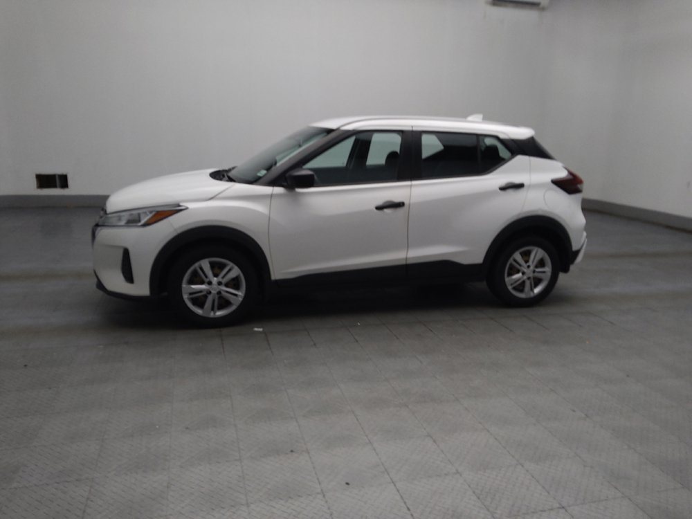 Used 2023 Nissan Kicks S FWD image 2