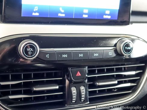 Used 2022 Ford Escape SE AWD/4WD image 16
