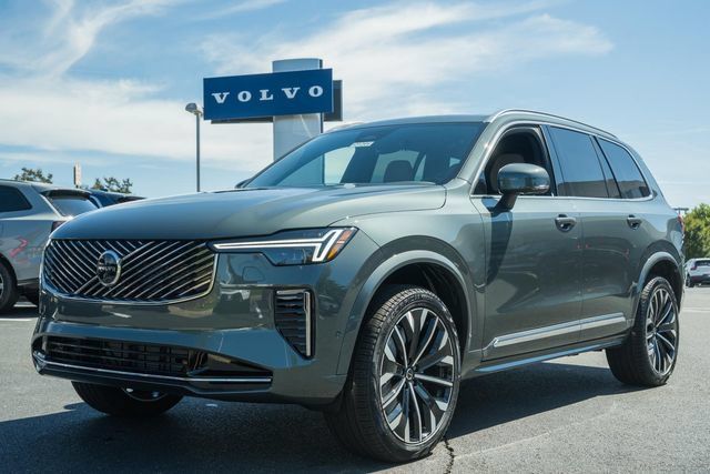New 2027 Volvo XC90 B6 Plus AWD/4WD image 3