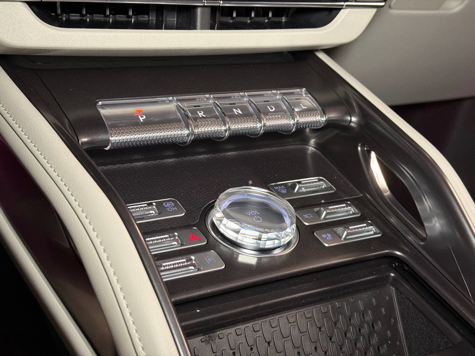 New 2026 Lincoln Nautilus Premier w/ Equipment Group 102A AWD/4WD image 31