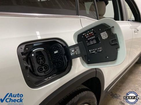 Used 2023 Mercedes-Benz EQB 300 4MATIC w/ Pinnacle Package image 93