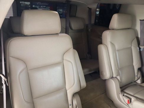 Used 2017 Chevrolet Tahoe Premier RWD image 38