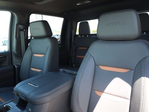 New 2026 GMC Sierra 3500 AT4 w/ AT4 Premium Plus Package AWD/4WD image 16