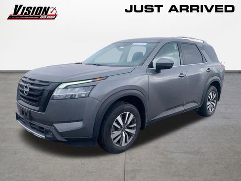 Certified 2023 Nissan Pathfinder SL w/ Lighting Package (N92) image 1