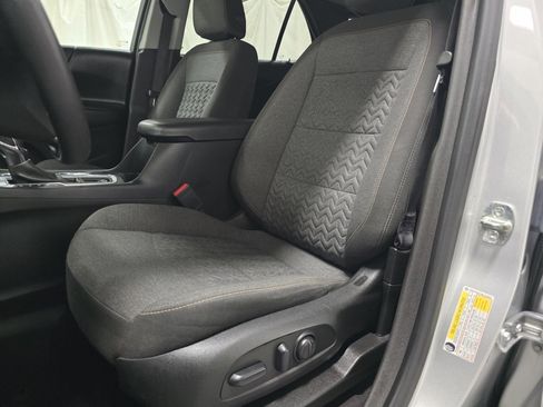 Used 2022 Chevrolet Equinox LT w/ LPO, Floor Liner Package image 20