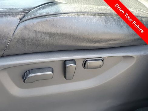 Used 2023 Nissan Armada SL w/ Captain's Chairs Package AWD/4WD image 23