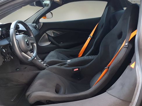 Used 2024 McLaren 750S Spider RWD image 15