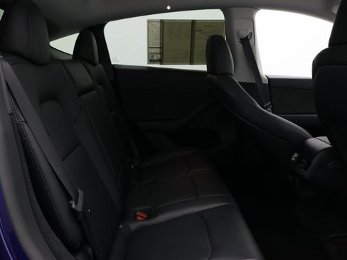 Used 2023 Tesla Model Y Long Range AWD/4WD image 38