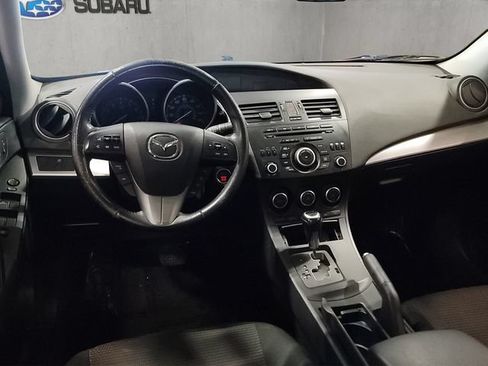 Used 2013 MAZDA MAZDA3 i Touring FWD image 2