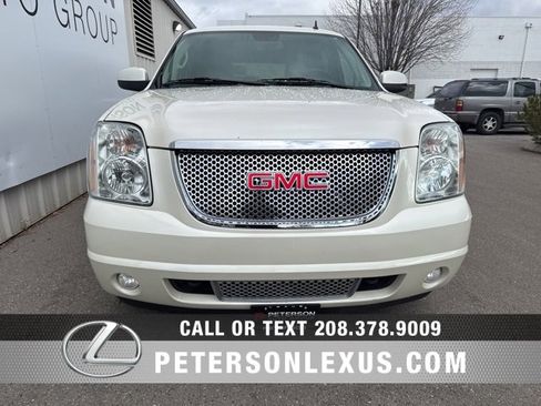 Used 2014 GMC Yukon Denali image 8
