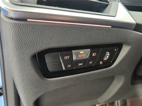 Used 2024 BMW M2 w/ Lighting Package image 32