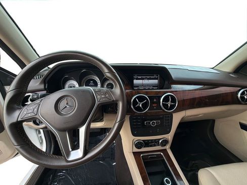 Used 2014 Mercedes-Benz GLK 350 2WD image 21