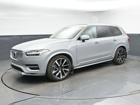 Used 2024 Volvo XC90 B6 Ultimate w/ Lounge Package AWD/4WD image 4