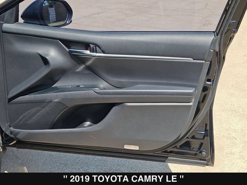 Used 2019 Toyota Camry LE FWD image 30