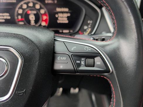 Used 2019 Audi SQ5 Premium Plus w/ Premium Plus Package image 18