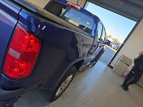 Used 2015 Chevrolet Colorado LT w/ LT Convenience Package image 7