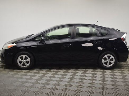 Used 2012 Toyota Prius Four image 9