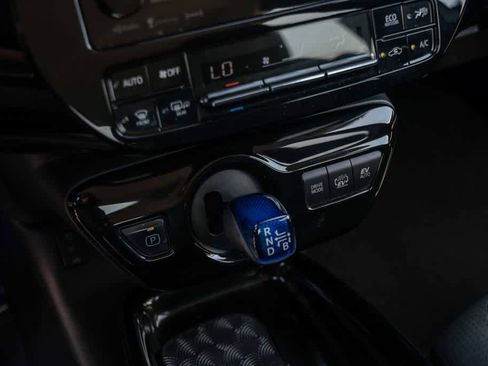 Used 2019 Toyota Prius Prime Plus w/ Carpet Mat Package image 20