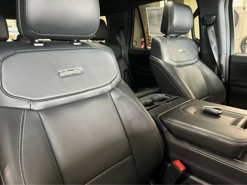 Used 2025 Ford Expedition Platinum w/ Stealth Performance Package image 53